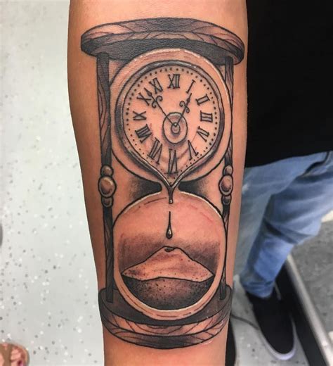 hourglass design tattoo|hourglass tattoo meaning for guys.